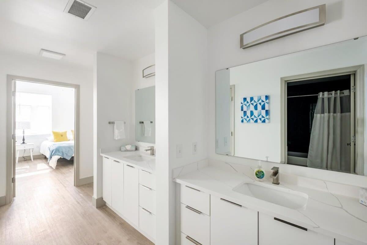4B 3Ba Premium Family Apartment With Gym Charlotte Exteriör bild