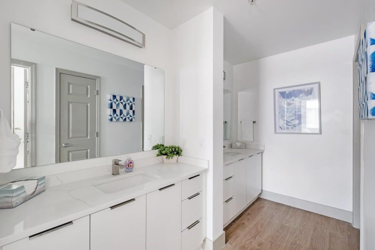 4B 3Ba Premium Family Apartment With Gym Charlotte Exteriör bild